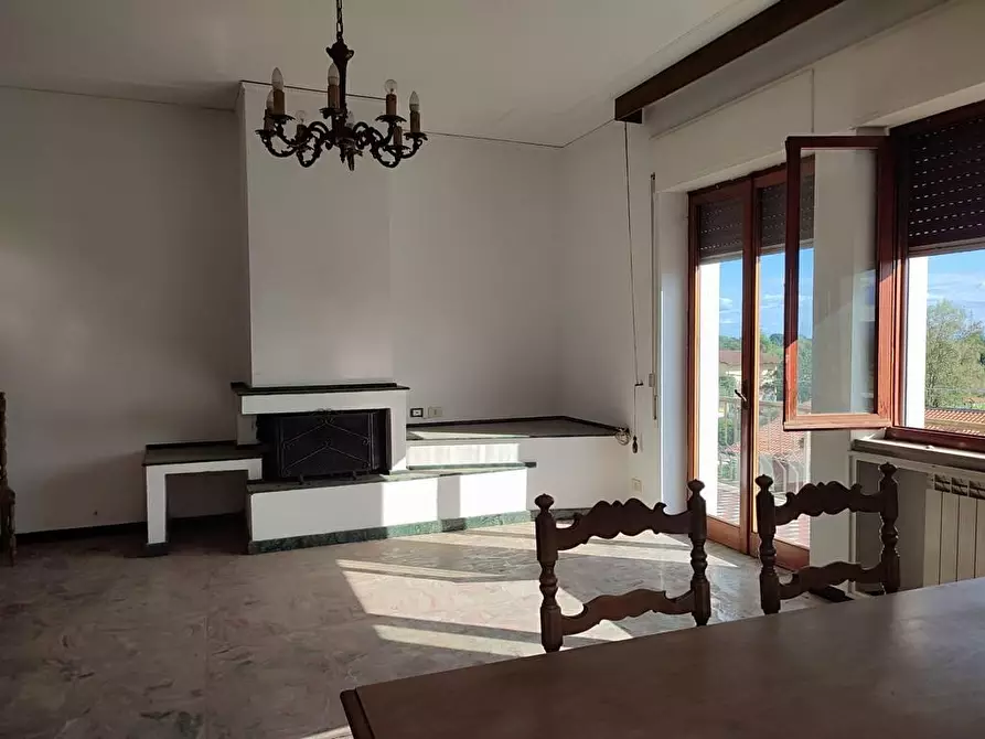 Immagine 5 di Casa semindipendente in vendita  a Castelnuovo Magra