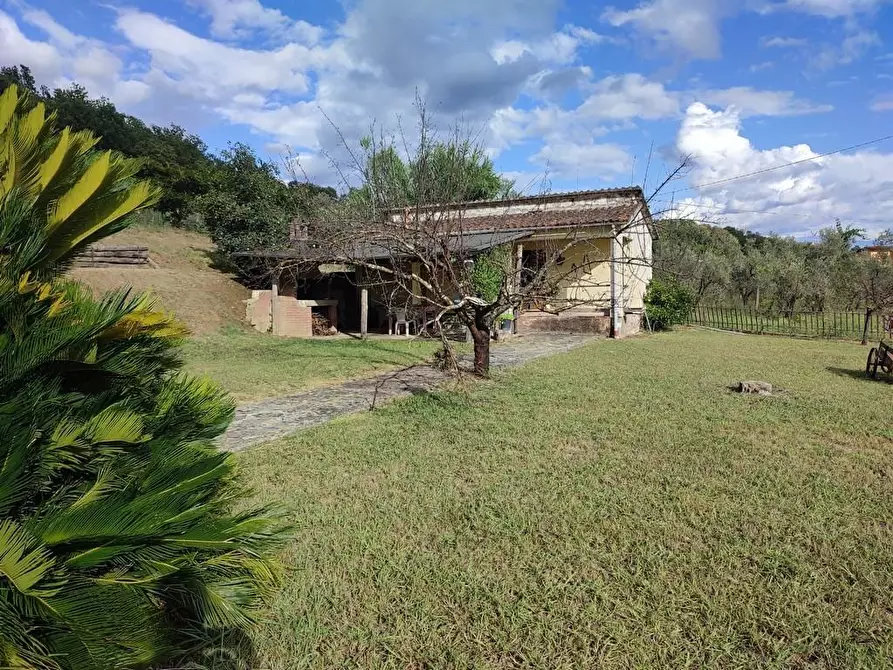 Immagine 1 di Casa semindipendente in vendita  a Castelnuovo Magra