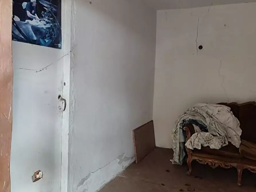 Immagine 39 di Casa semindipendente in vendita  a Castelnuovo Magra