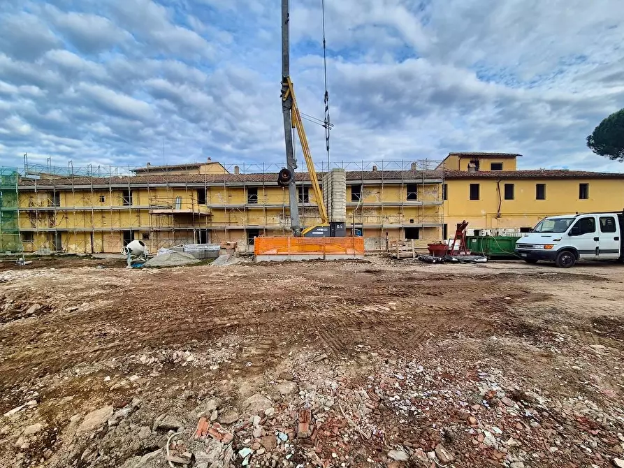 Immagine 21 di Appartamento in vendita  a Pisa