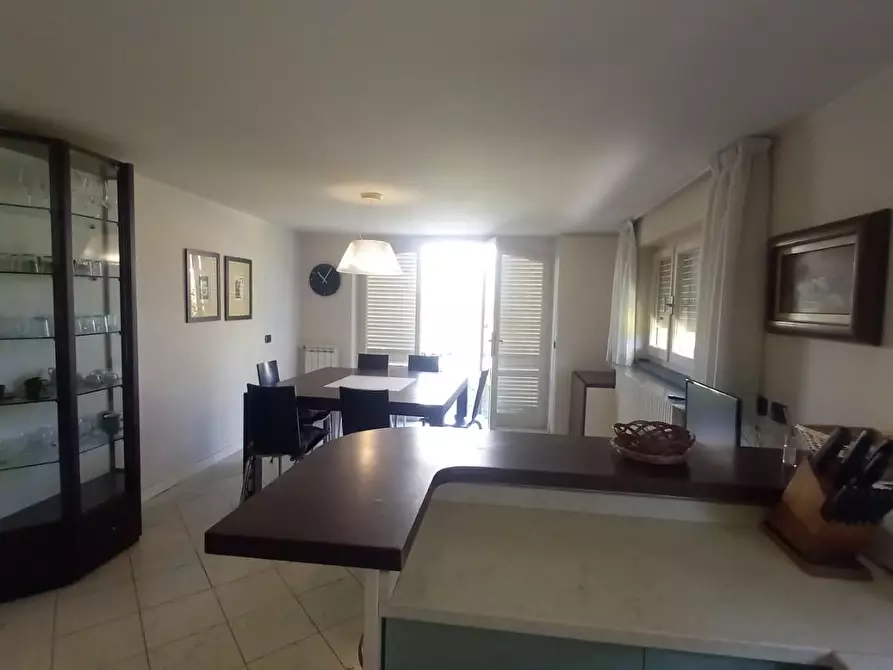 Immagine 124 di Villa in vendita  a Camaiore