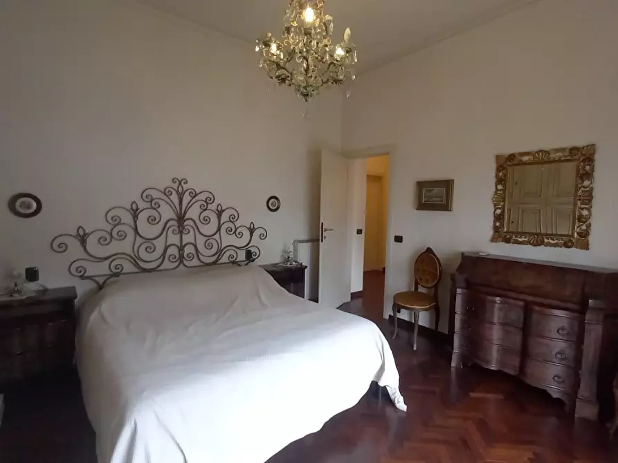 Immagine 31 di Villa in vendita  a Camaiore