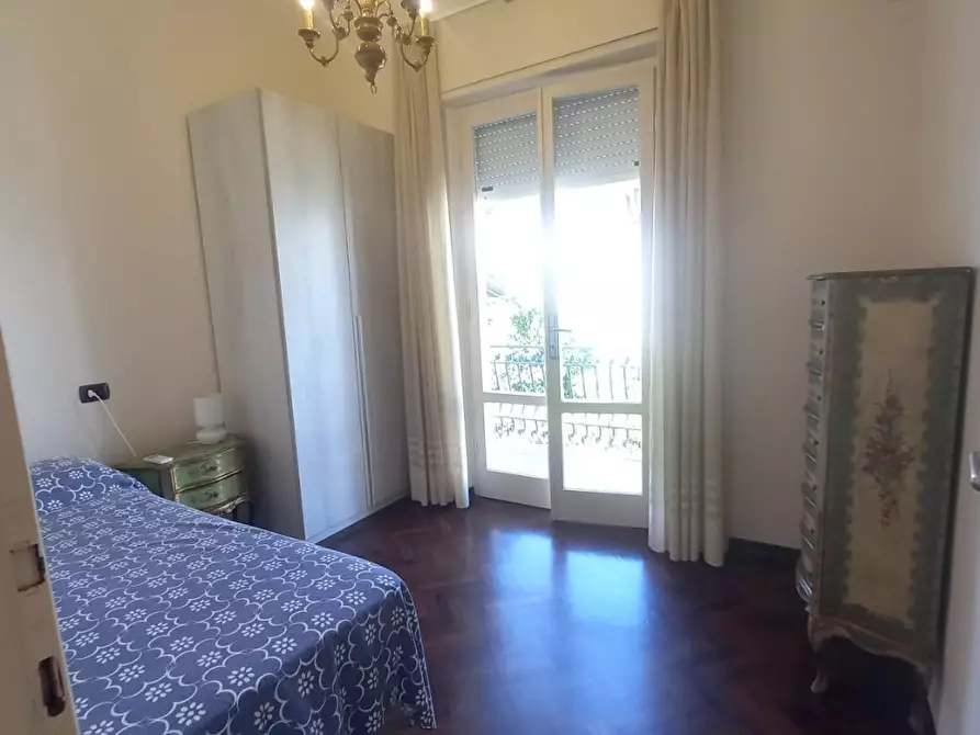 Immagine 70 di Villa in vendita  a Camaiore