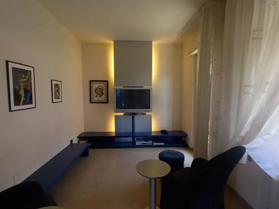 Immagine 135 di Villa in vendita  a Camaiore