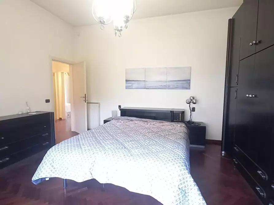 Immagine 33 di Villa in vendita  a Camaiore