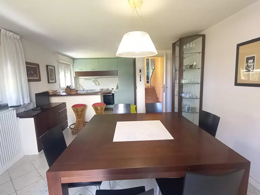 Immagine 122 di Villa in vendita  a Camaiore