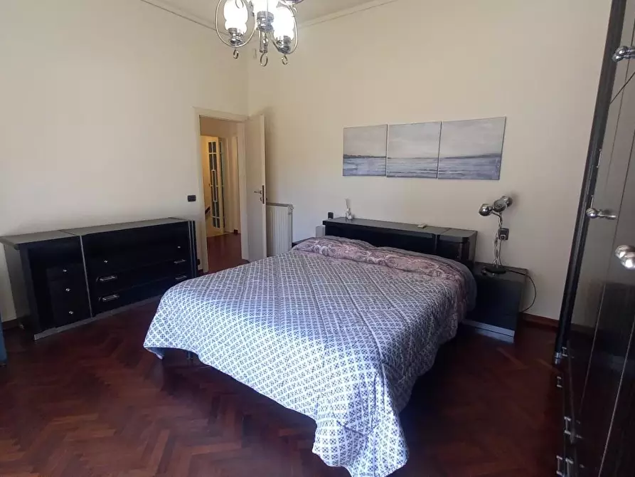 Immagine 84 di Villa in vendita  a Camaiore
