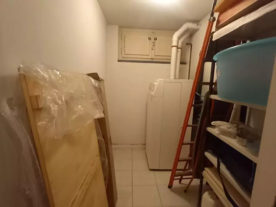 Immagine 145 di Villa in vendita  a Camaiore