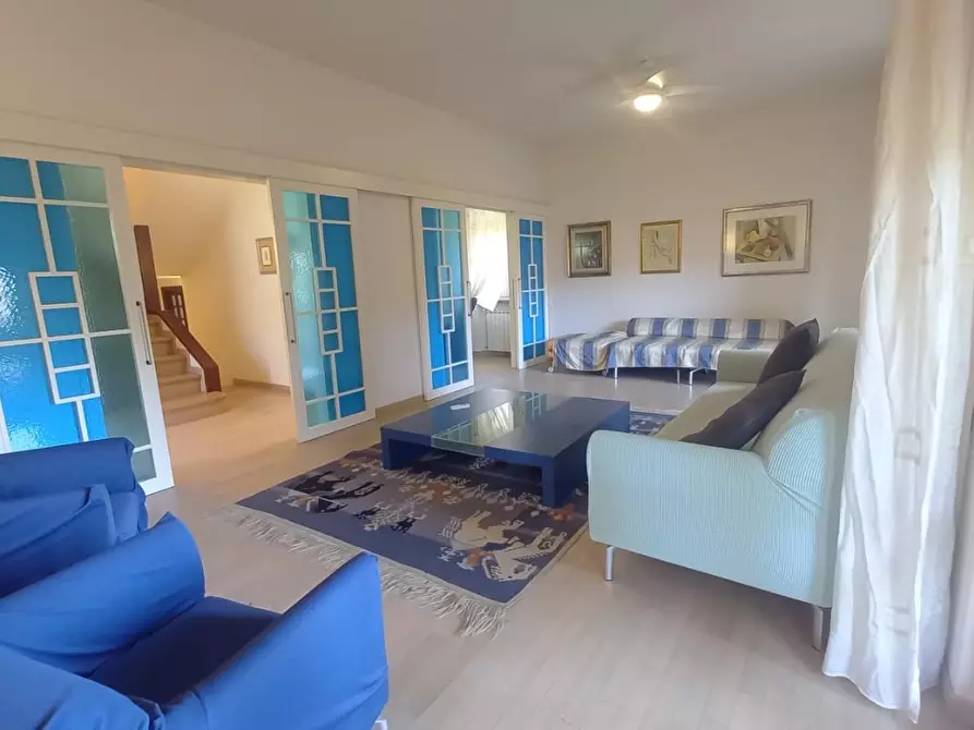 Immagine 108 di Villa in vendita  a Camaiore