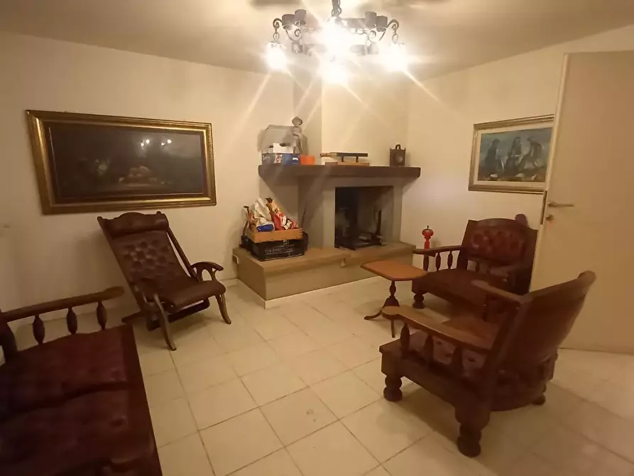 Immagine 140 di Villa in vendita  a Camaiore