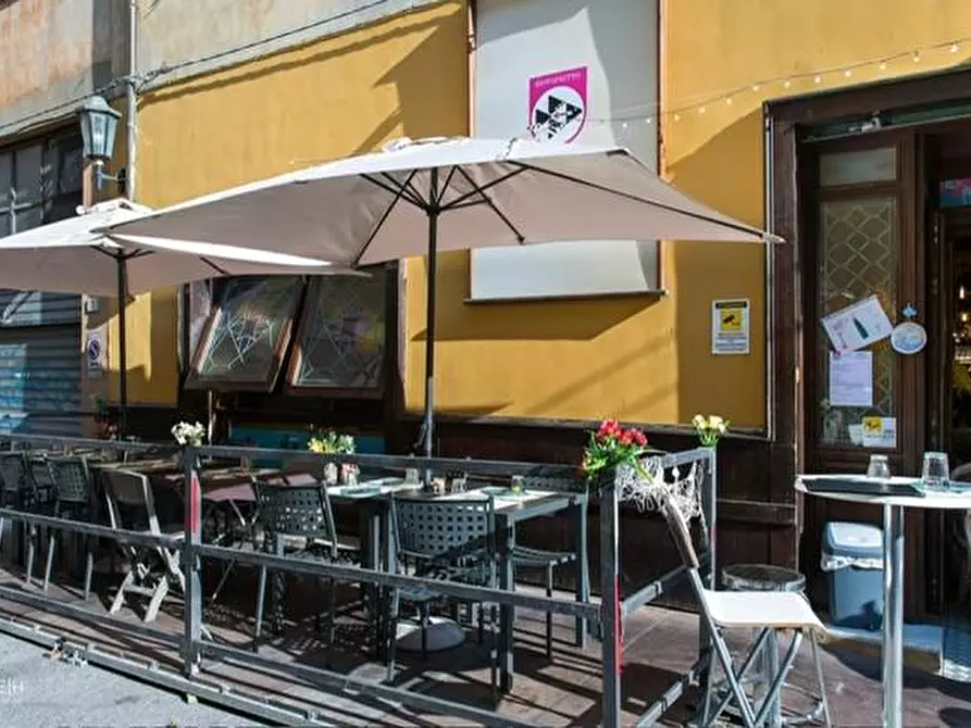 Immagine 5 di Attività commerciale in vendita  a Pisa