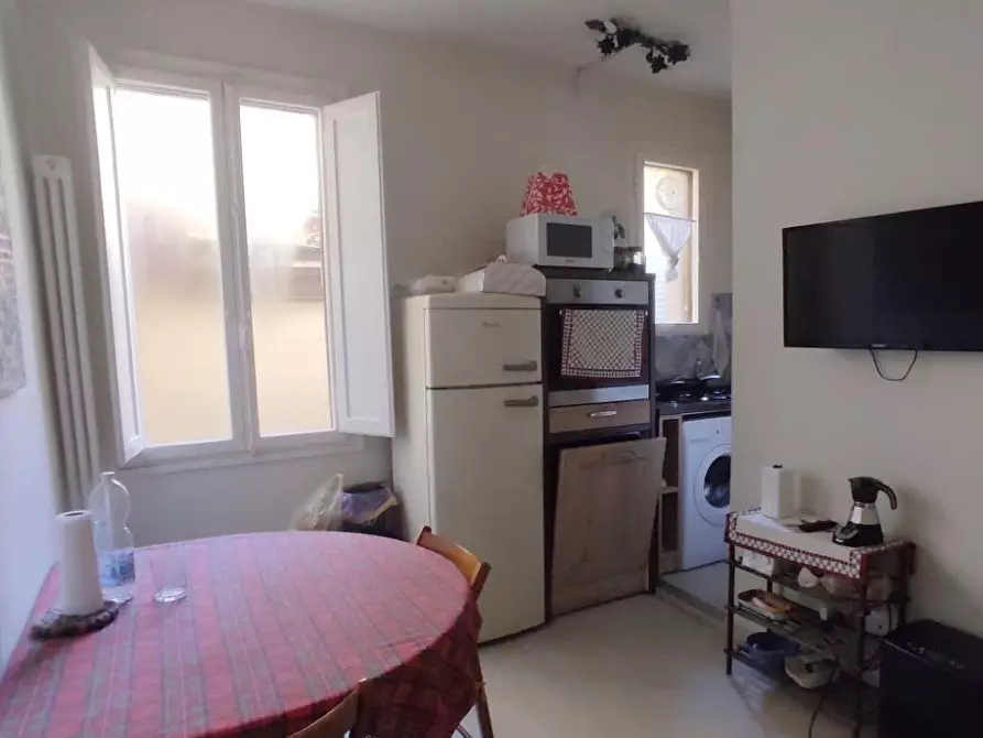 Immagine 9 di Appartamento in vendita  a Siena