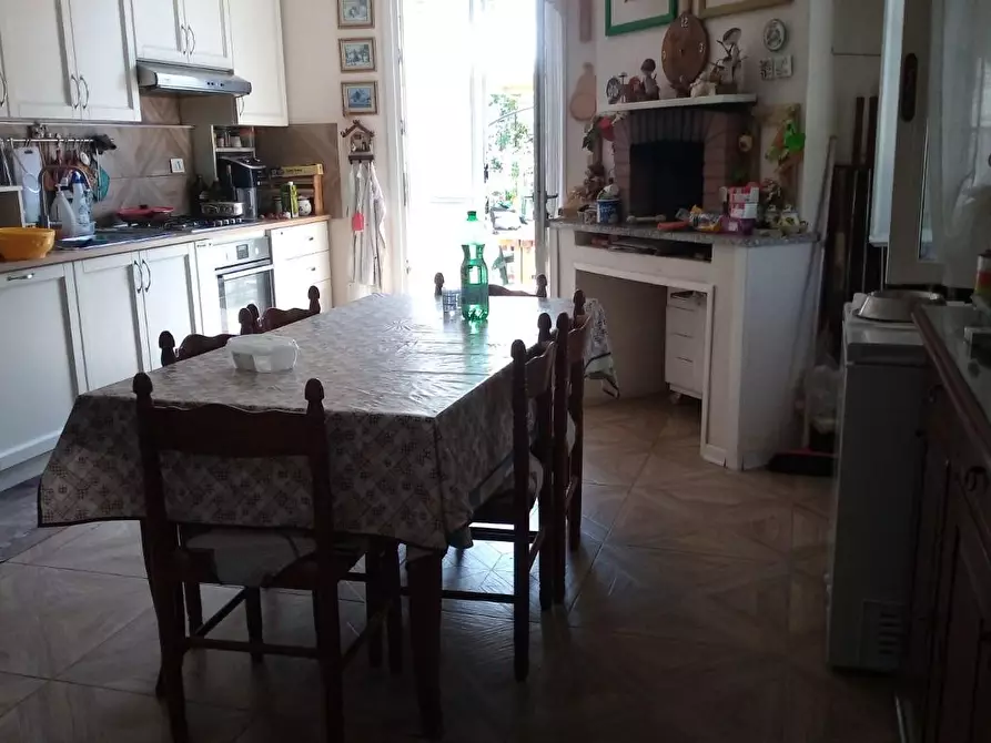Immagine 7 di Villa in vendita  a Vicopisano
