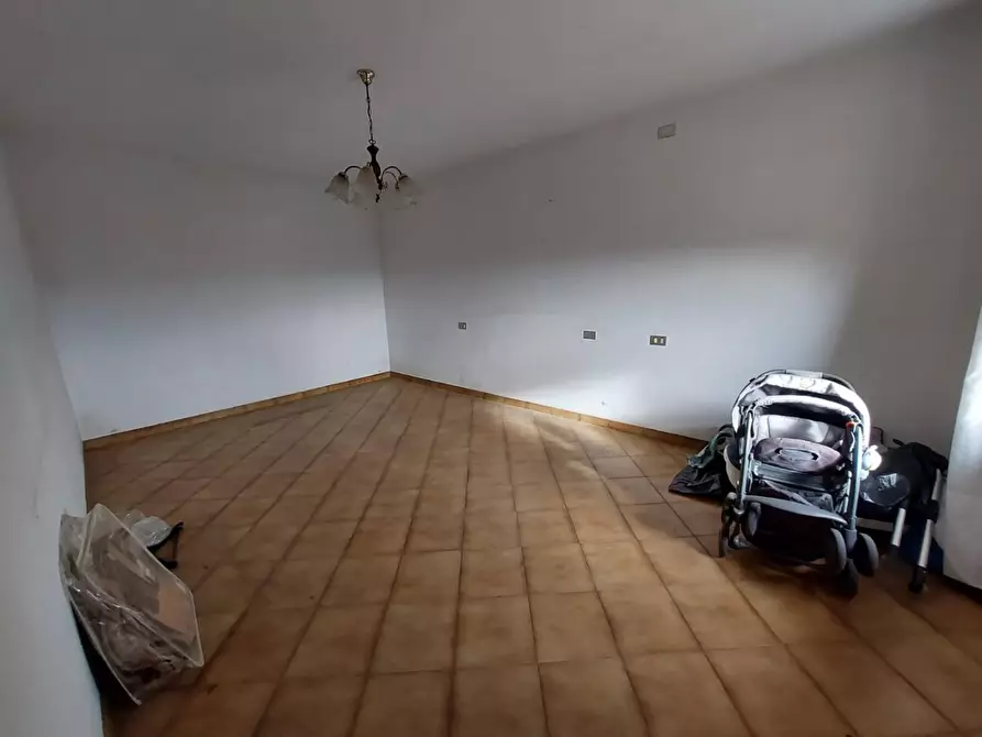 Immagine 4 di Appartamento in vendita  a Buti