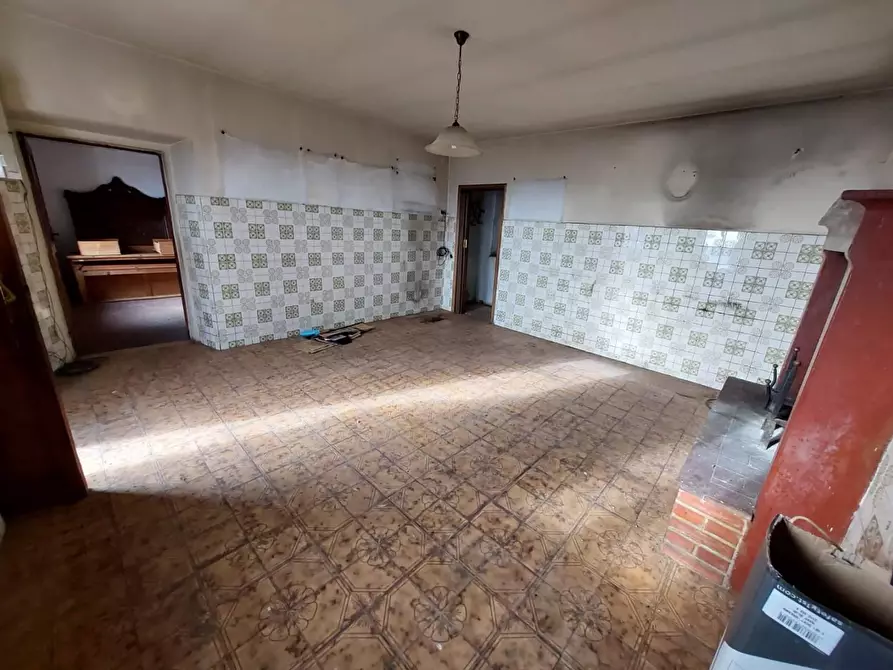 Immagine 2 di Appartamento in vendita  a Buti