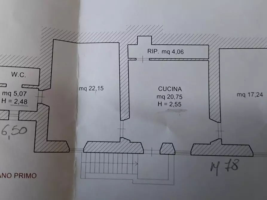 Immagine 11 di Appartamento in vendita  a Buti