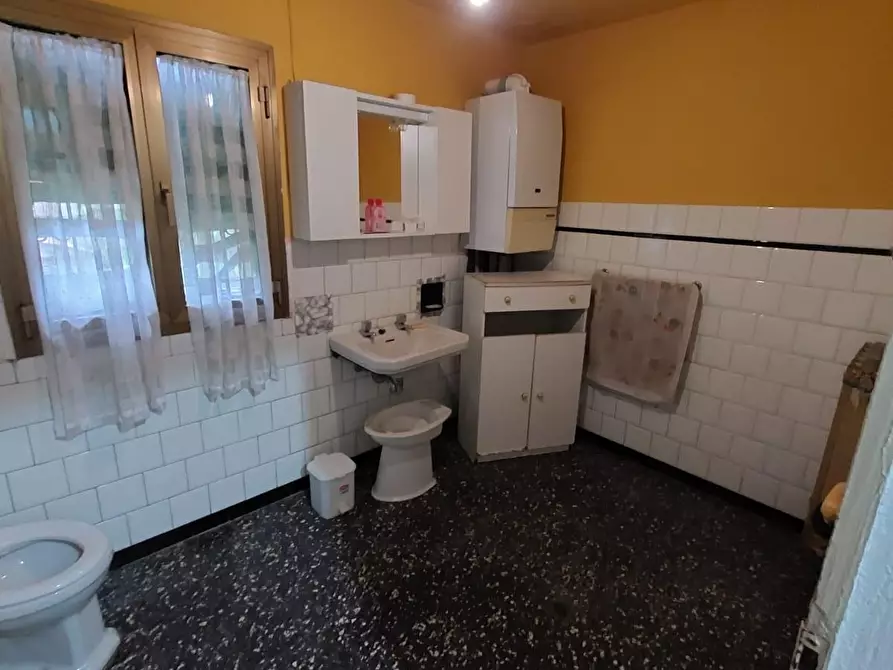 Immagine 46 di Terratetto in vendita  a Buti