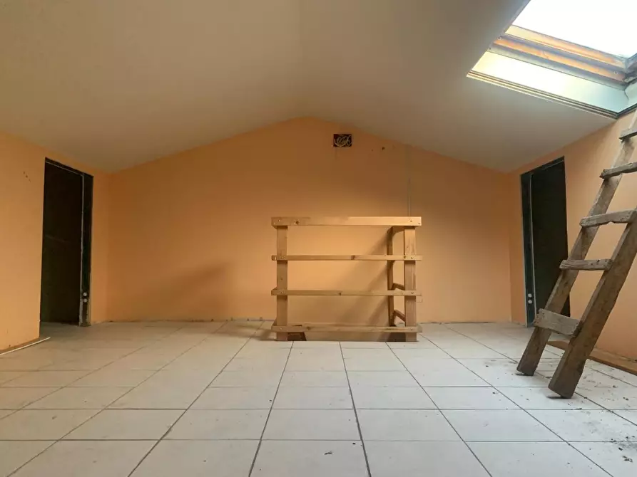 Immagine 4 di Terratetto in vendita  a San Giuliano Terme