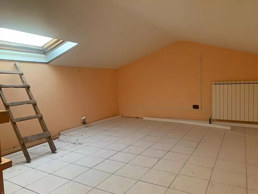 Immagine 14 di Terratetto in vendita  a San Giuliano Terme