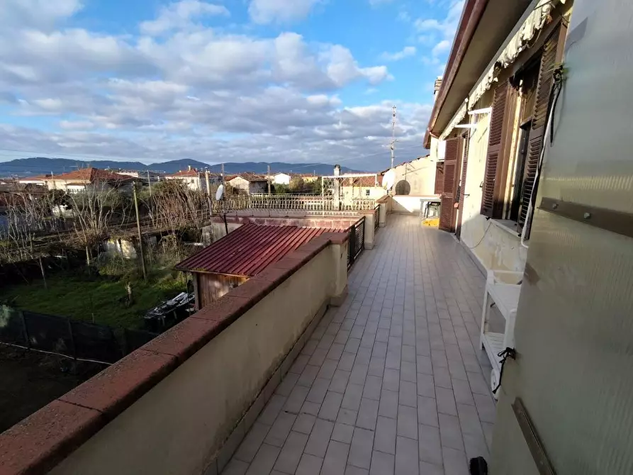 Immagine 8 di Appartamento in vendita  a Ortonovo