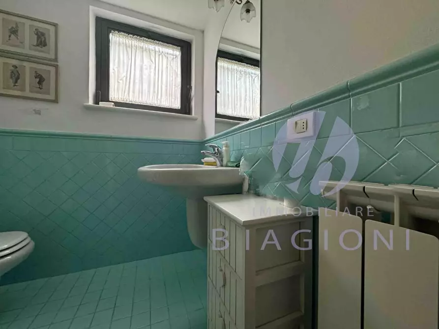 Immagine 67 di Villa in vendita  a Pietrasanta