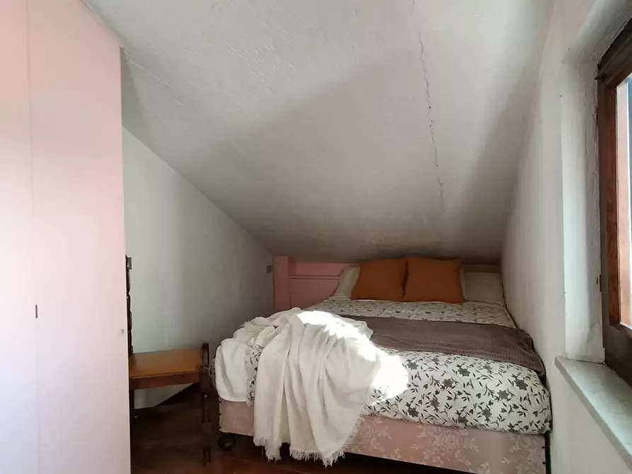 Immagine 25 di Appartamento in vendita  a Carrara