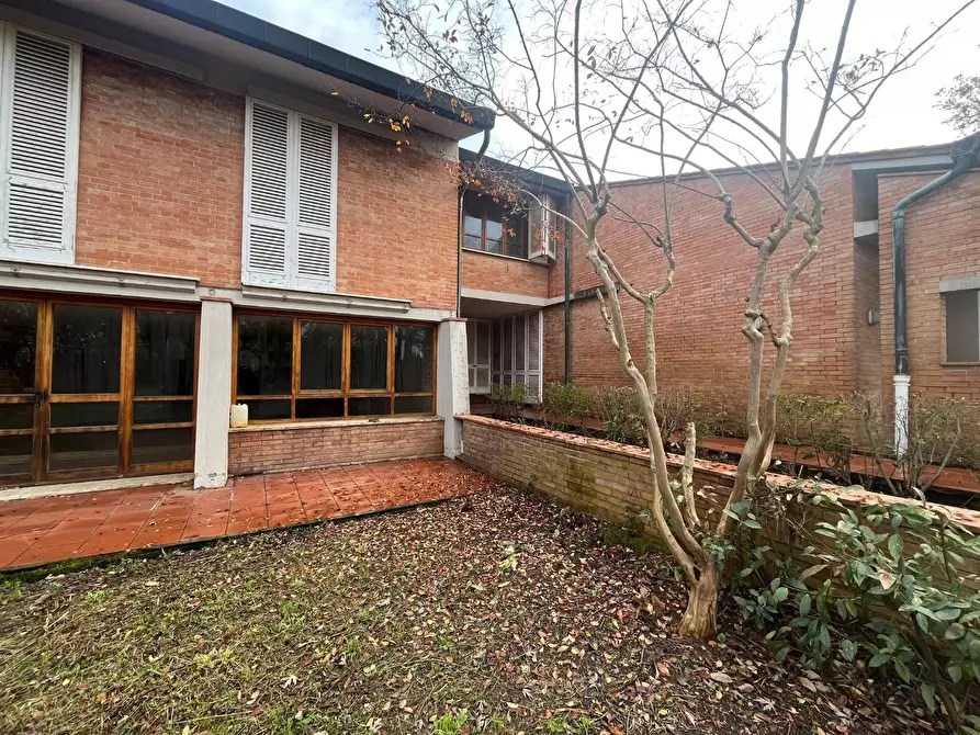 Immagine 23 di Villa in vendita  a San Miniato