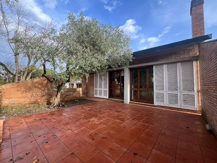 Immagine 12 di Villa in vendita  a San Miniato