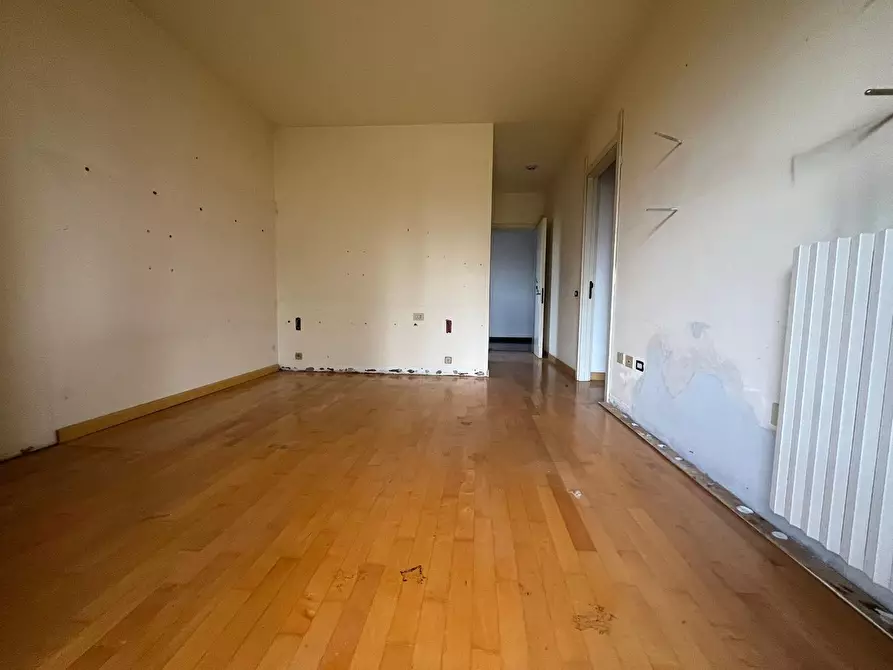 Immagine 28 di Villa in vendita  a San Miniato