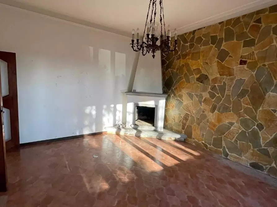 Immagine 17 di Villa in vendita  a Ponsacco