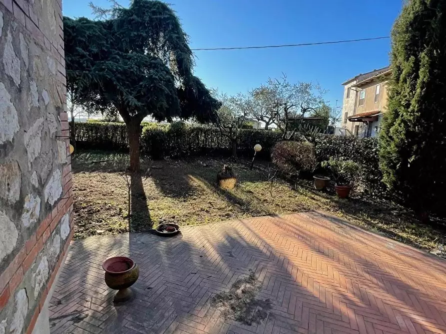 Immagine 6 di Villa in vendita  a Ponsacco