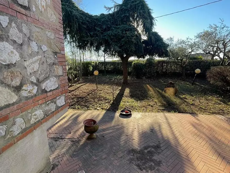 Immagine 29 di Villa in vendita  a Ponsacco