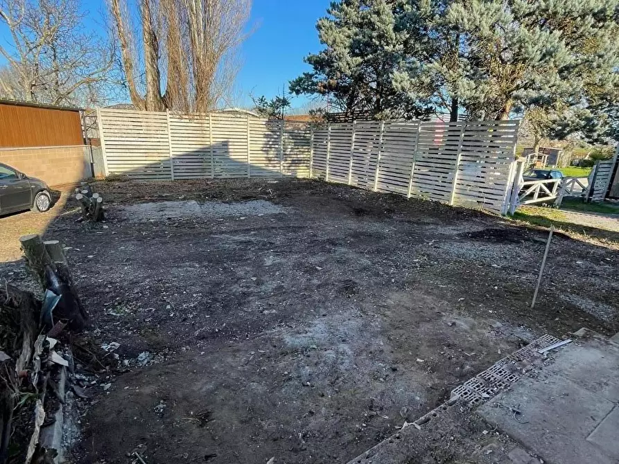 Immagine 5 di Villa in vendita  a Ponsacco