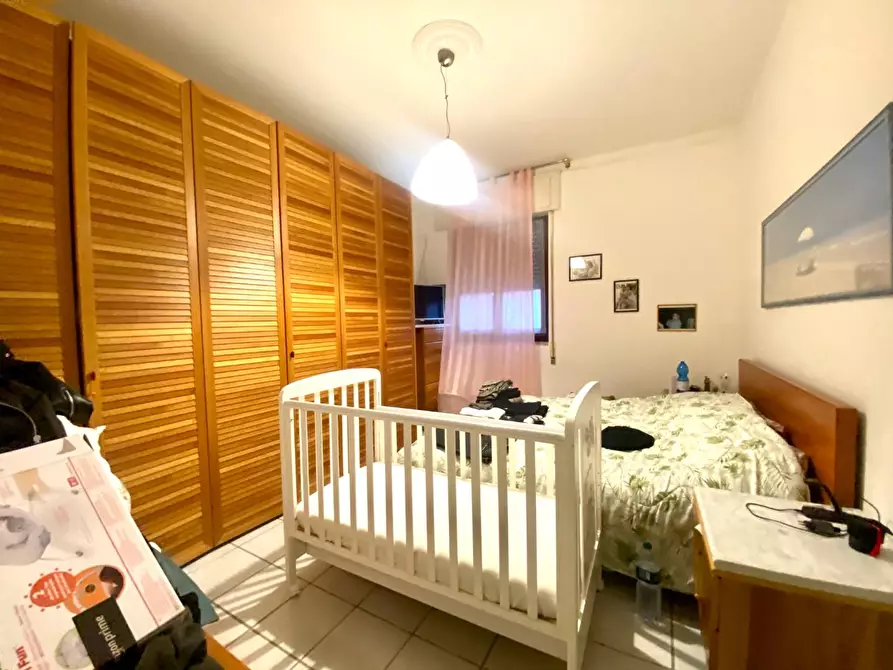 Immagine 6 di Appartamento in vendita  a Carrara