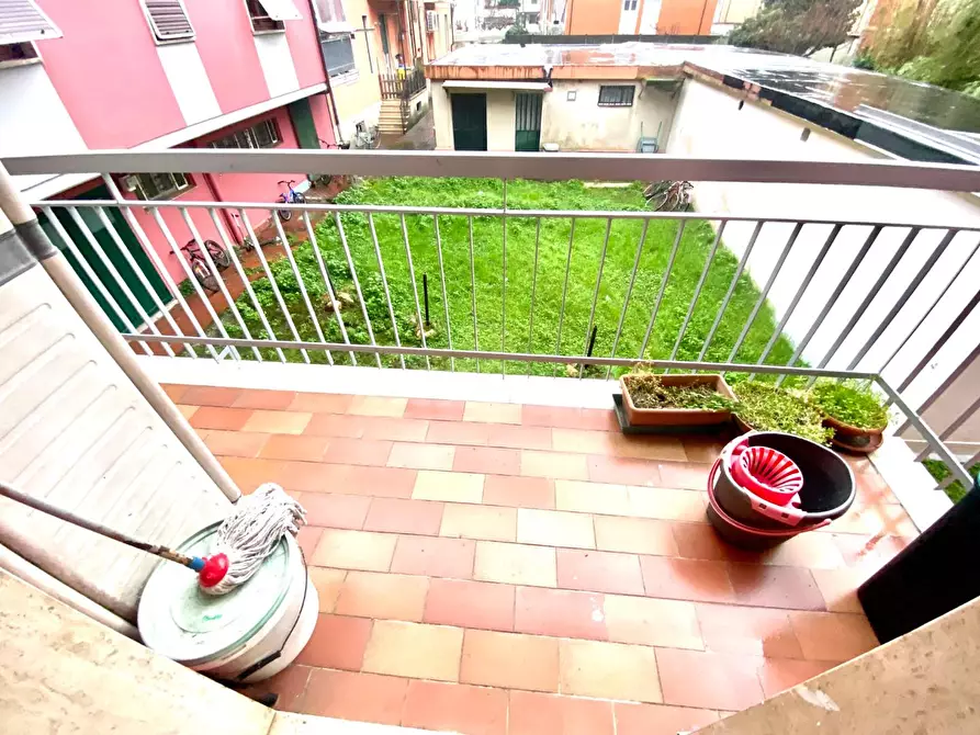 Immagine 4 di Appartamento in vendita  a Carrara