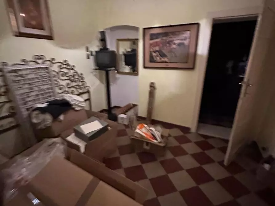 Immagine 21 di Terratetto in vendita  a Massa