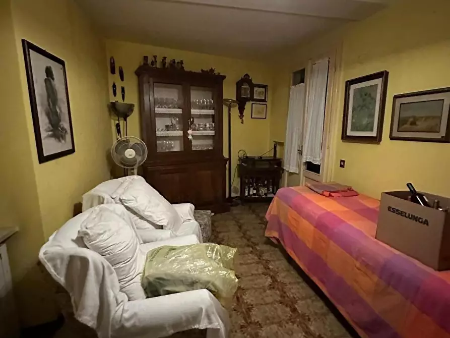 Immagine 4 di Terratetto in vendita  a Massa