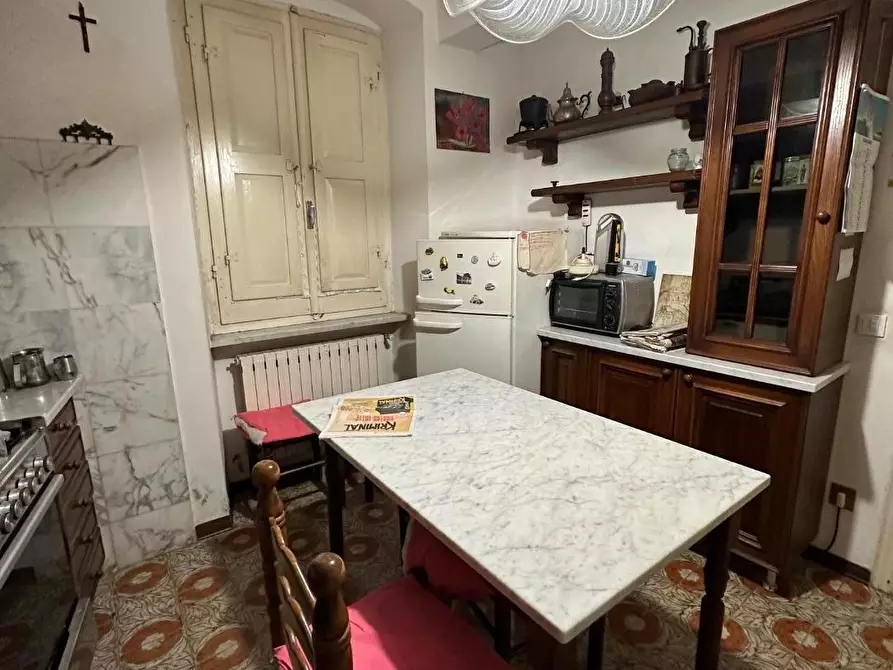 Immagine 9 di Terratetto in vendita  a Massa