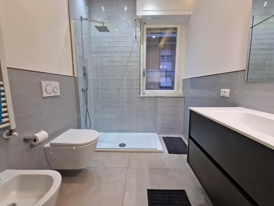 Immagine 13 di Appartamento in vendita  a Carrara