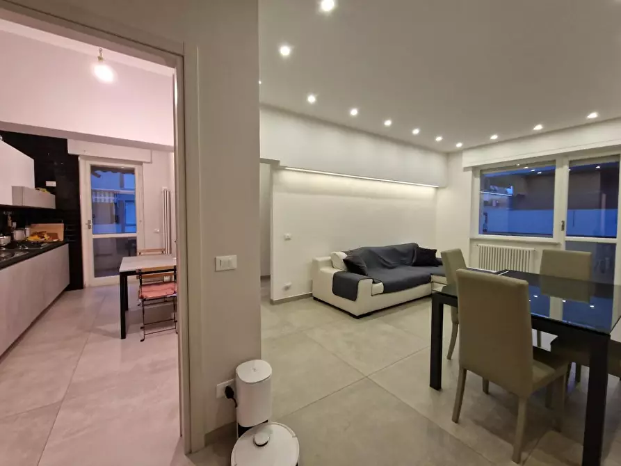 Immagine 9 di Appartamento in vendita  a Carrara