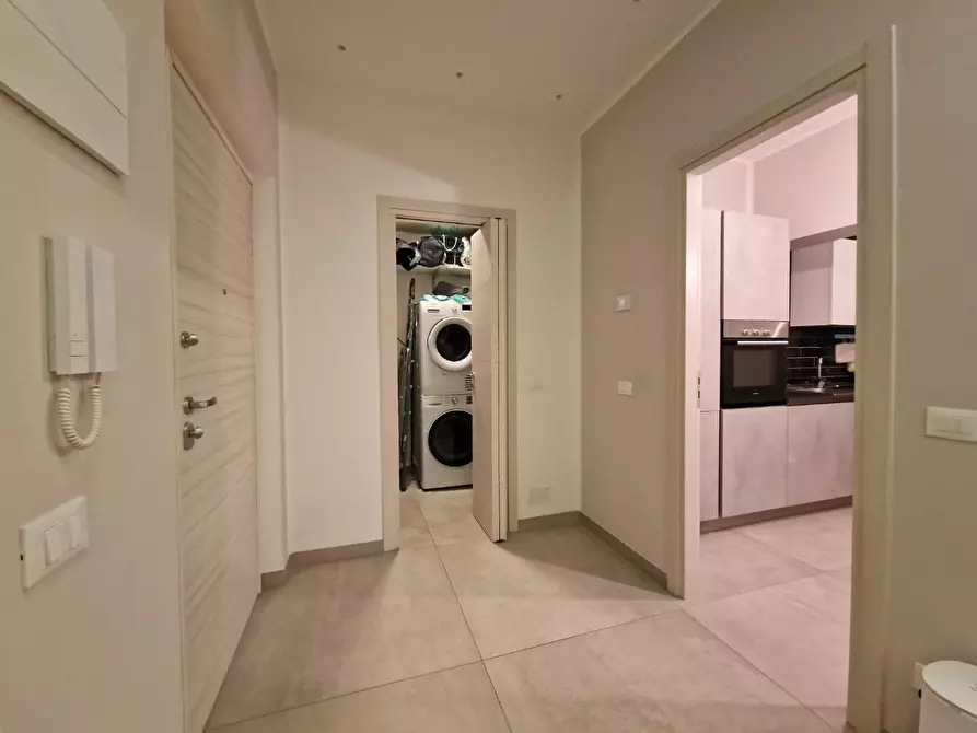 Immagine 17 di Appartamento in vendita  a Carrara