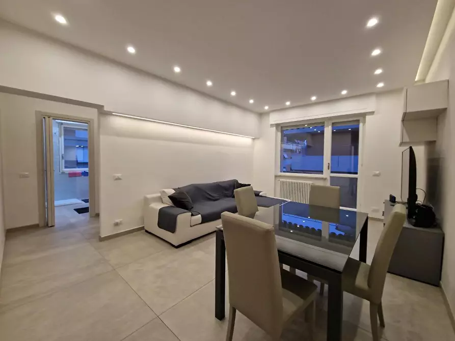 Immagine 10 di Appartamento in vendita  a Carrara