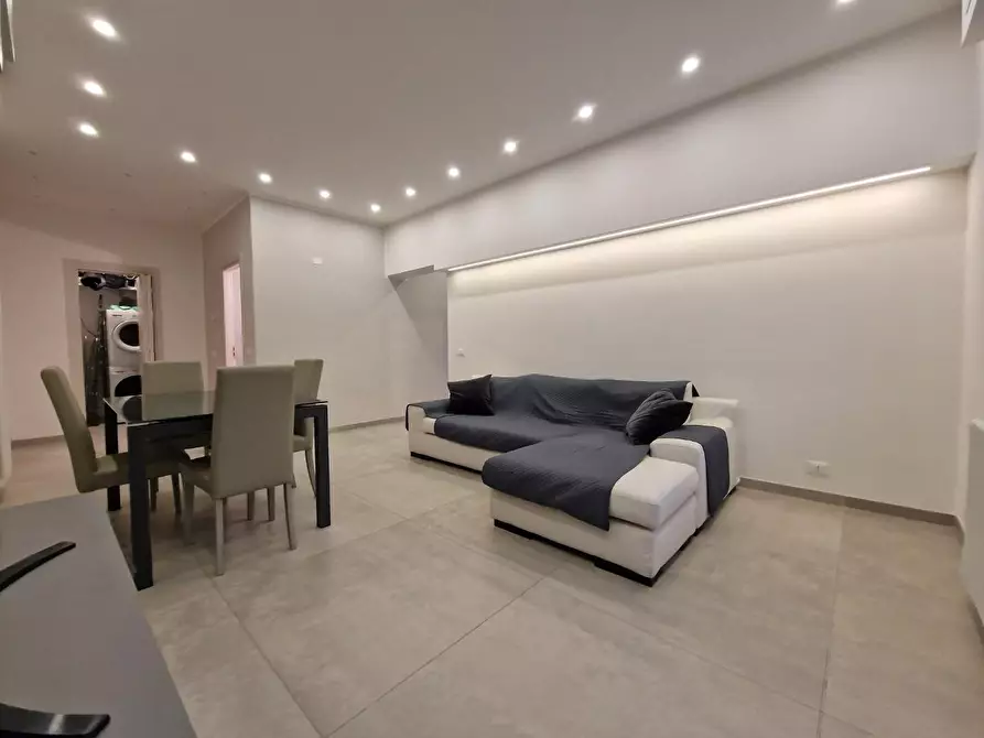 Immagine 12 di Appartamento in vendita  a Carrara