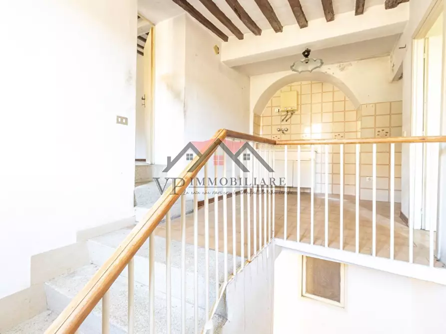 Immagine 7 di Appartamento in vendita  a Pomarance