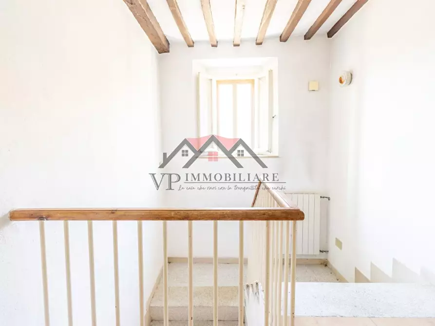 Immagine 6 di Appartamento in vendita  a Pomarance