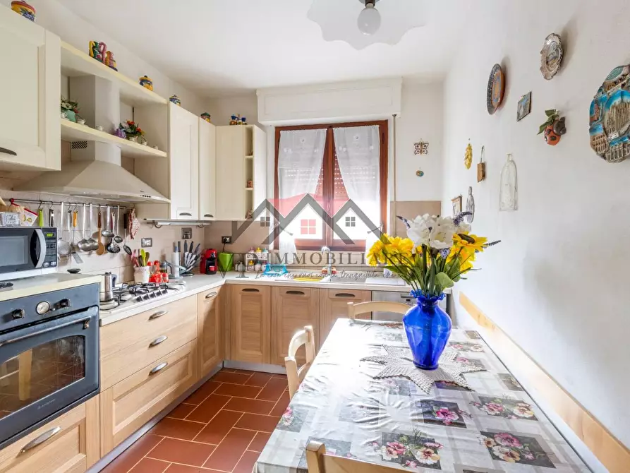 Immagine 5 di Appartamento in vendita  a Pomarance