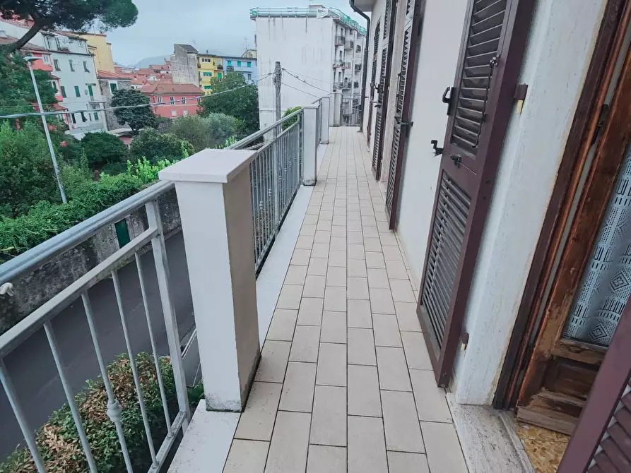 Immagine 17 di Appartamento in vendita  a Sarzana