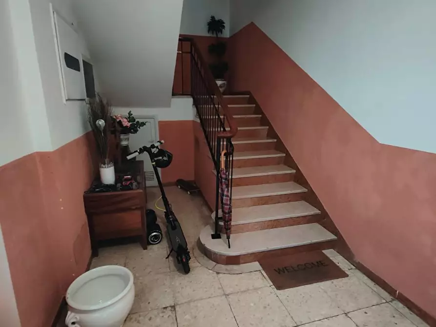 Immagine 10 di Appartamento in vendita  a Sarzana