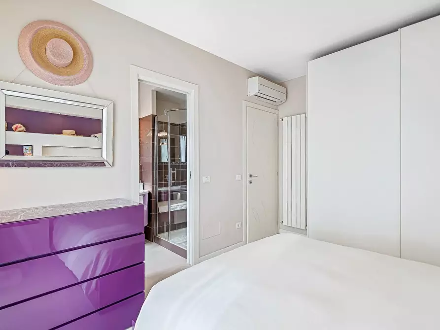 Immagine 17 di Mansarda in affitto  a Forte Dei Marmi