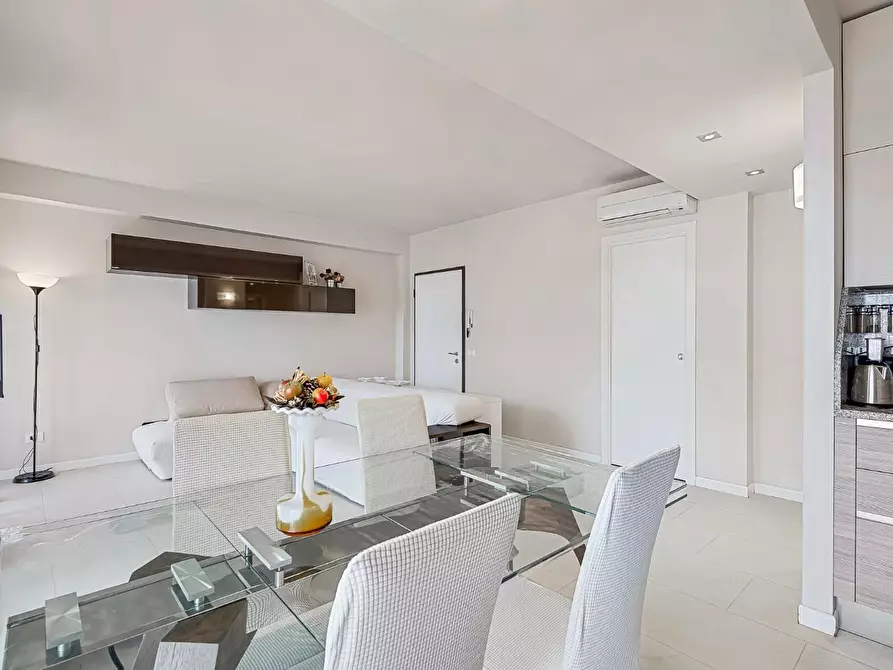 Immagine 5 di Mansarda in affitto  a Forte Dei Marmi